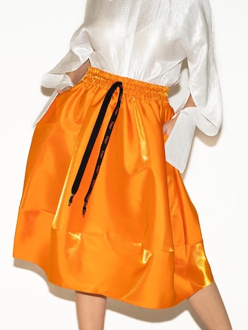 IUnique Rock 'IUnique Luxury Taffeta Balloon Skirt – Orange' in Orange