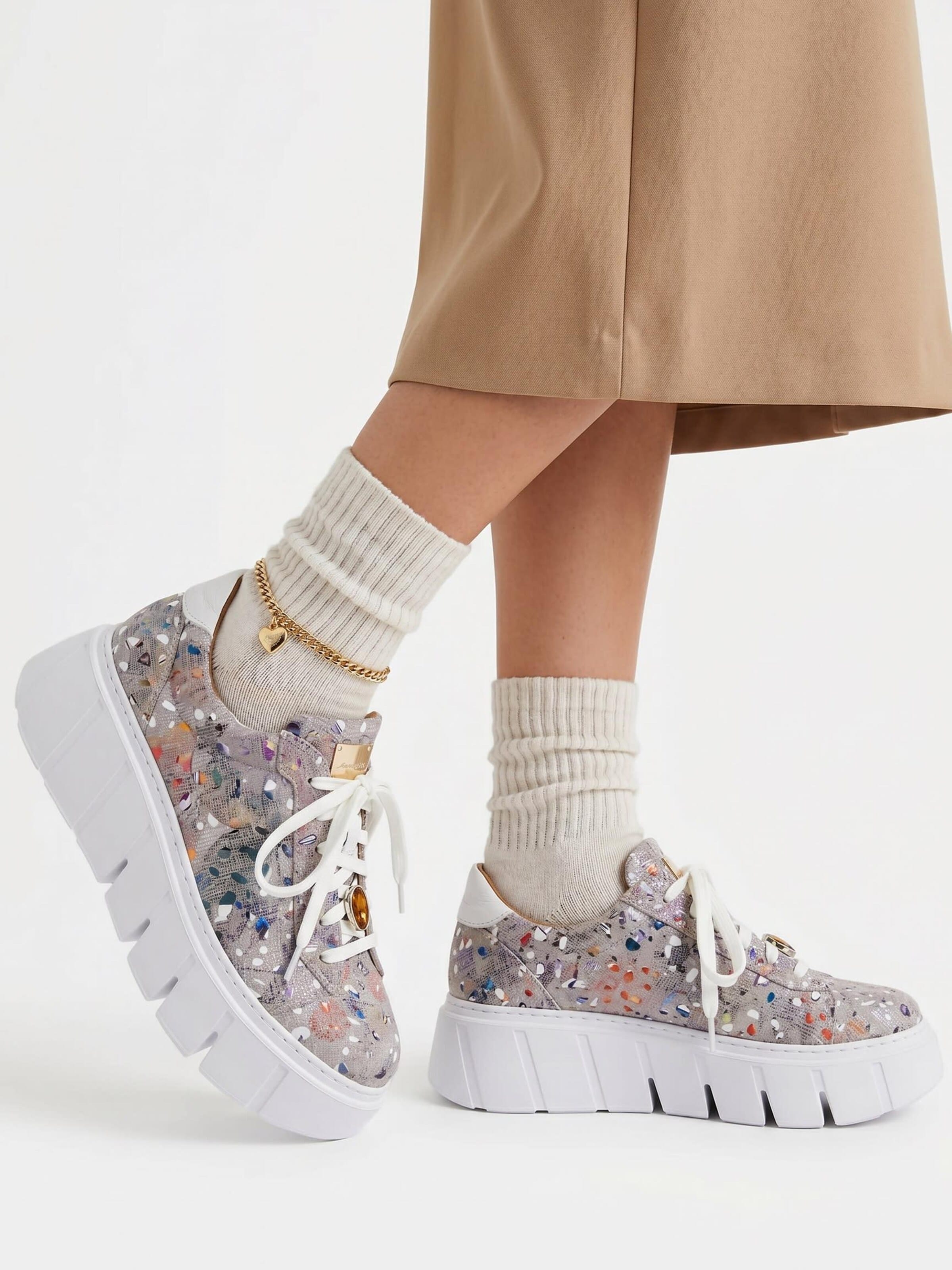 Maciejka Platform trainers '6891W-04/00-8' in Mixed colours: front