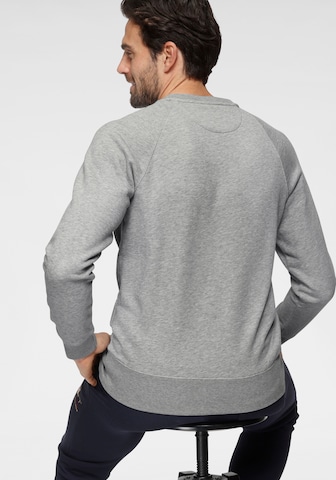 GANT Regular Fit Sweatshirt in Grau