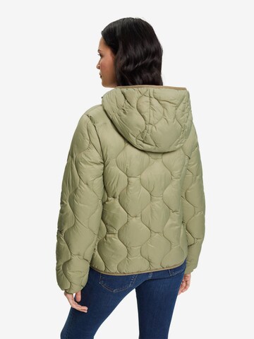 ESPRIT Between-season jacket in Green