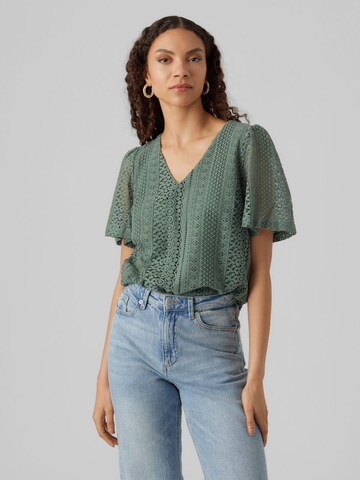 VERO MODA Blouse 'Honey' in Groen: voorkant