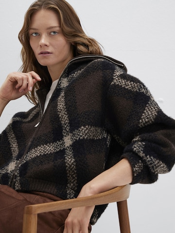 Mavi Knit Cardigan in Brown