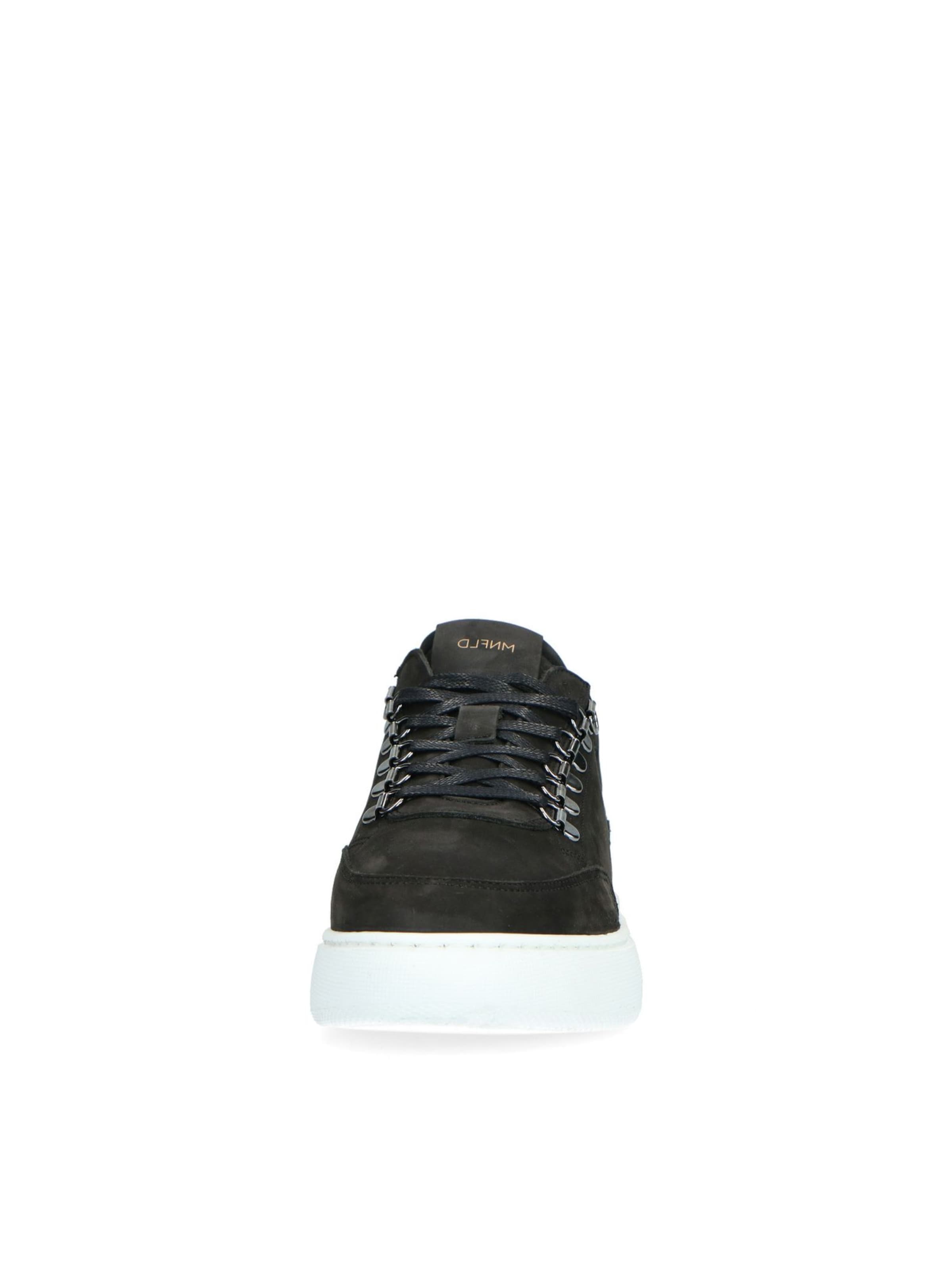 MANFIELD Sneakers in Black