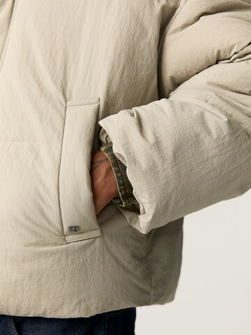 Pull&Bear Vinterjakke i beige