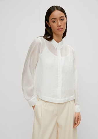 COMMA - Blusa en blanco: frente