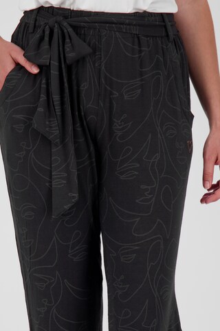 alife & kickin Tapered Broek 'AliceAK' in Zwart