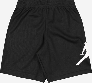 Loosefit Pantaloni de la Jordan pe negru: față