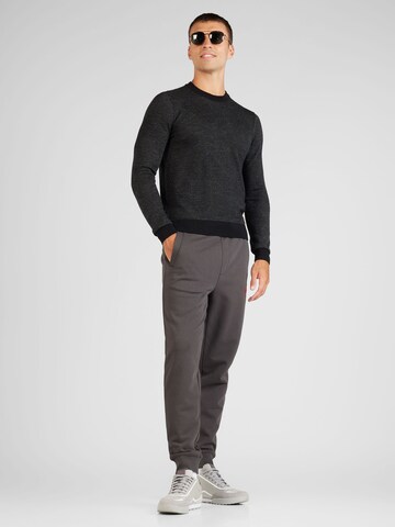 Effilé Pantalon 'Doak' HUGO en gris