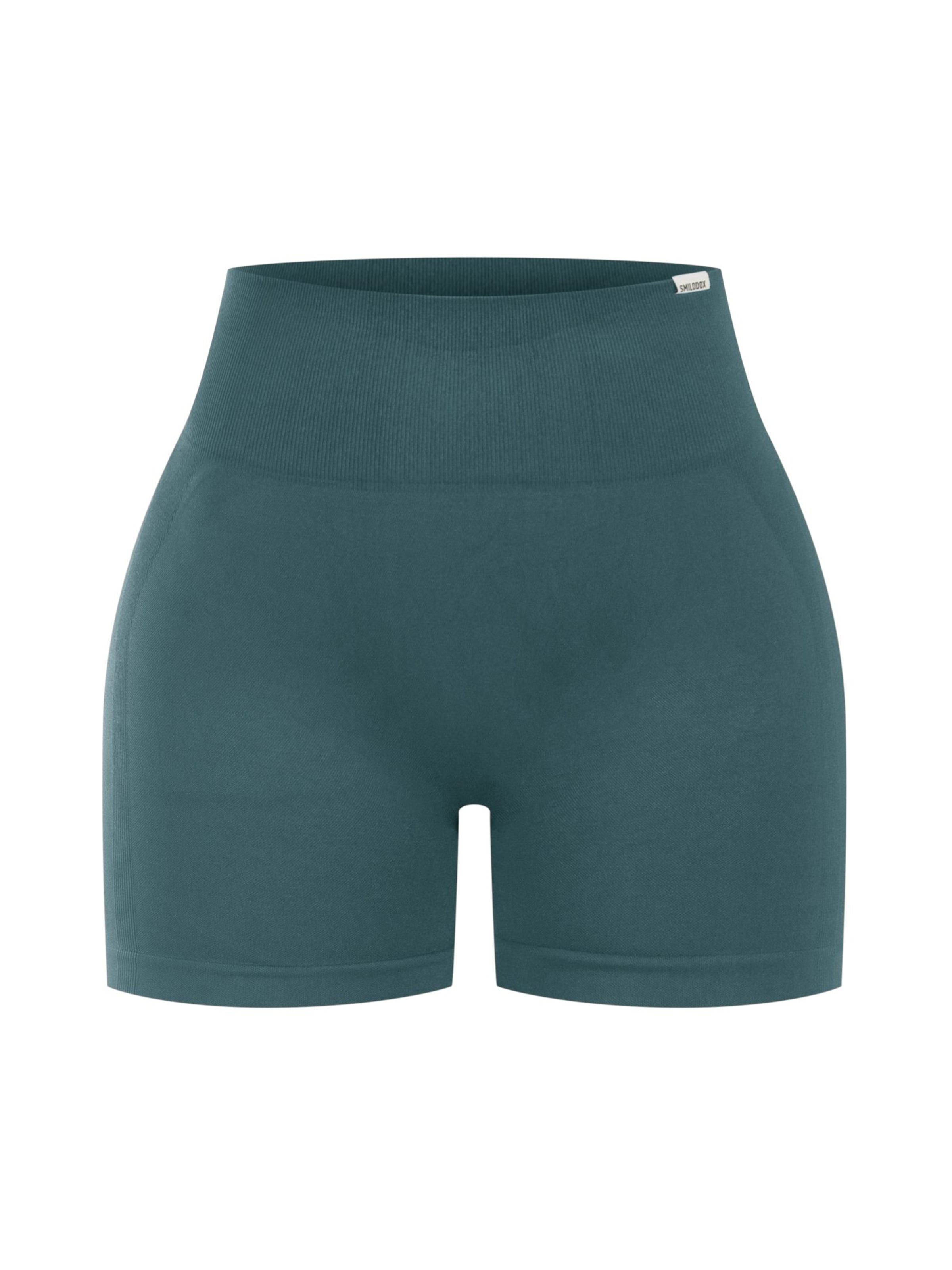 Smilodox Slimfit Shorts 'Priska' in Grün: Vorderseite
