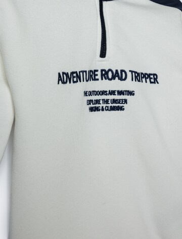 Koton Sweatshirt in White