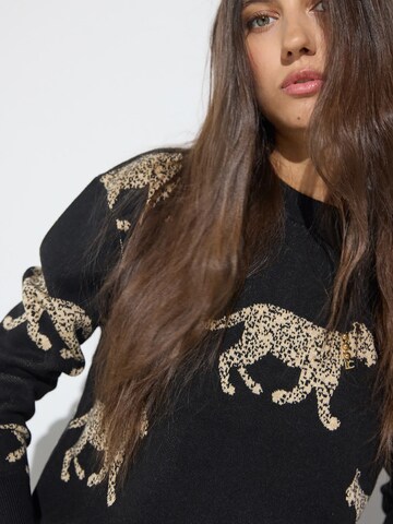 Lola Casademunt Sweater in Black: front