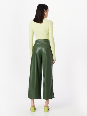 Wide Leg Pantalon à plis Warehouse en vert