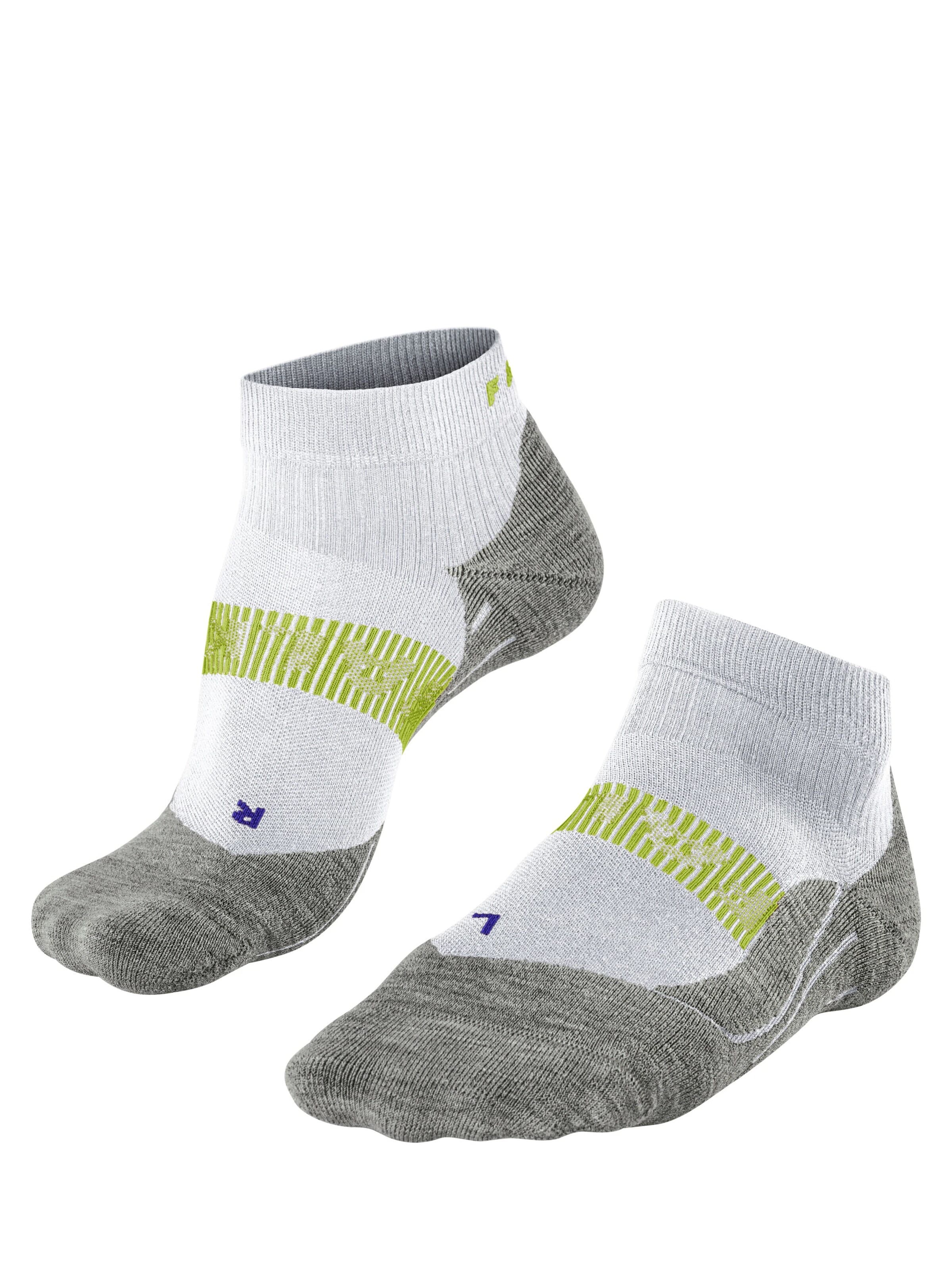 FALKE Sportsocken 'RU4 Endurance Cool Short'‌‌‌‌ in 39-41 in weiß, Produktansicht