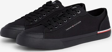 TOMMY HILFIGER Sneakers in Black