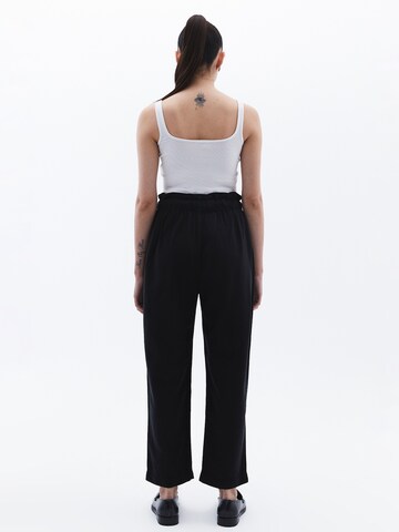 Baggy Pantalon à pince OXXO en noir