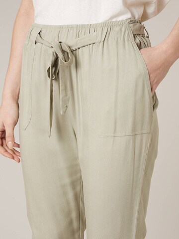 Effilé Pantalon 'Elida' Deeluxe en beige