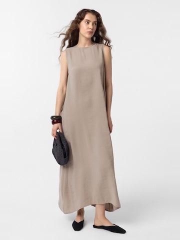 Abito 'Laura' di Antioch in beige: frontale