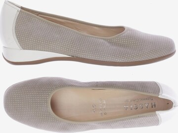 HASSIA Flats & Loafers in 38,5 in Beige: front