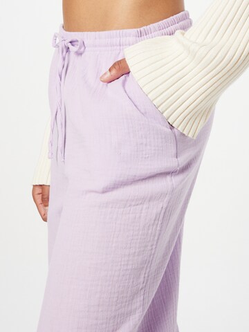 Wide Leg Pantalon 'Disa' Gina Tricot en violet