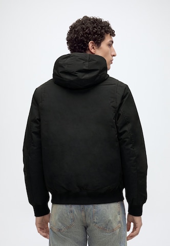 juoda JACK & JONES Demisezoninė striukė 'JCOTRACE'