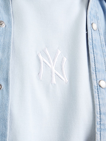 NEW ERA T-shirt 'NEYYAN' i blå