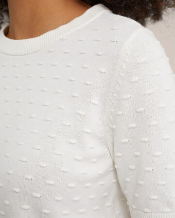 Pull-over WE Fashion en blanc