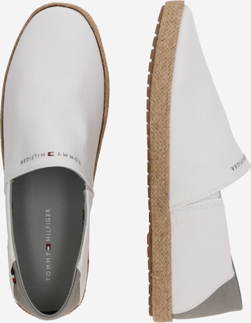 TOMMY HILFIGER Espadryle w kolorze biały