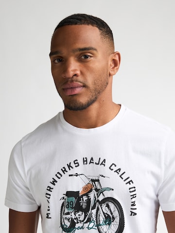 T-Shirt 'Classic' Petrol Industries en blanc
