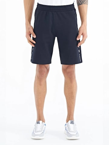 Tommy Life Trousers in Black: front
