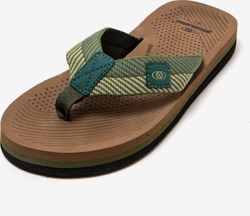 Brasileras - Zapatos para playa y agua 'Maverick' en verde: frente