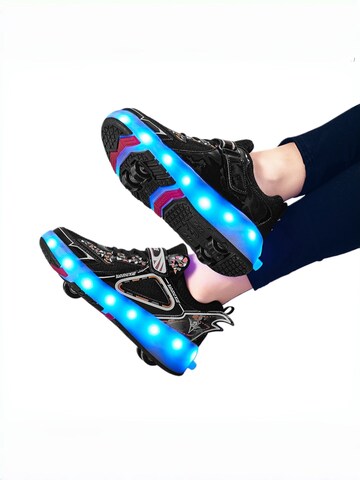 HUSKSWARE Inline and Roller Skates in Black