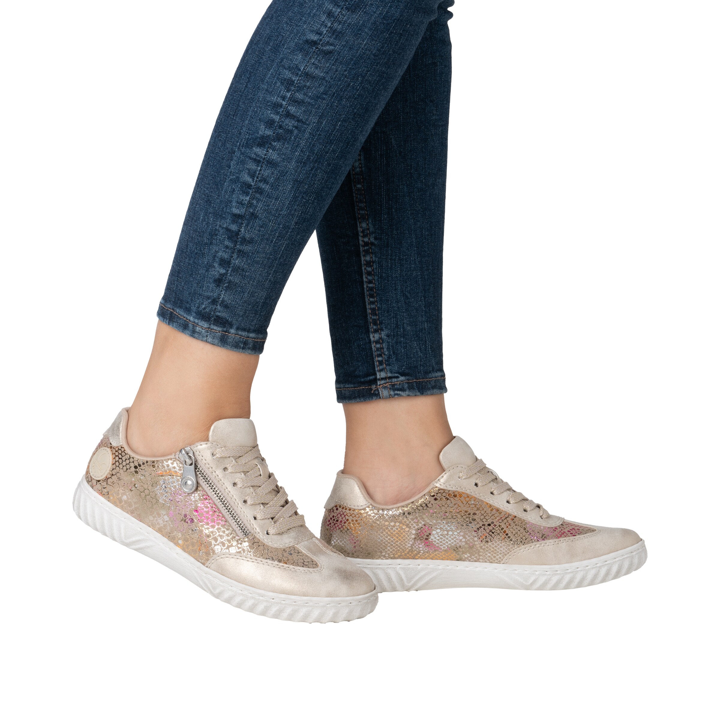 Baskets basses Rieker en mélange de couleurs