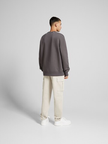 Bershka Regular Cargo Pants in Beige