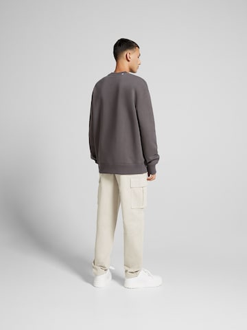 Bershka Regular Hose in Beige