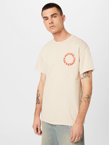 T-Shirt River Island en beige : devant