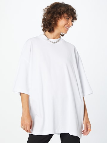 Karo Kauer - Camisa oversized em branco: frente