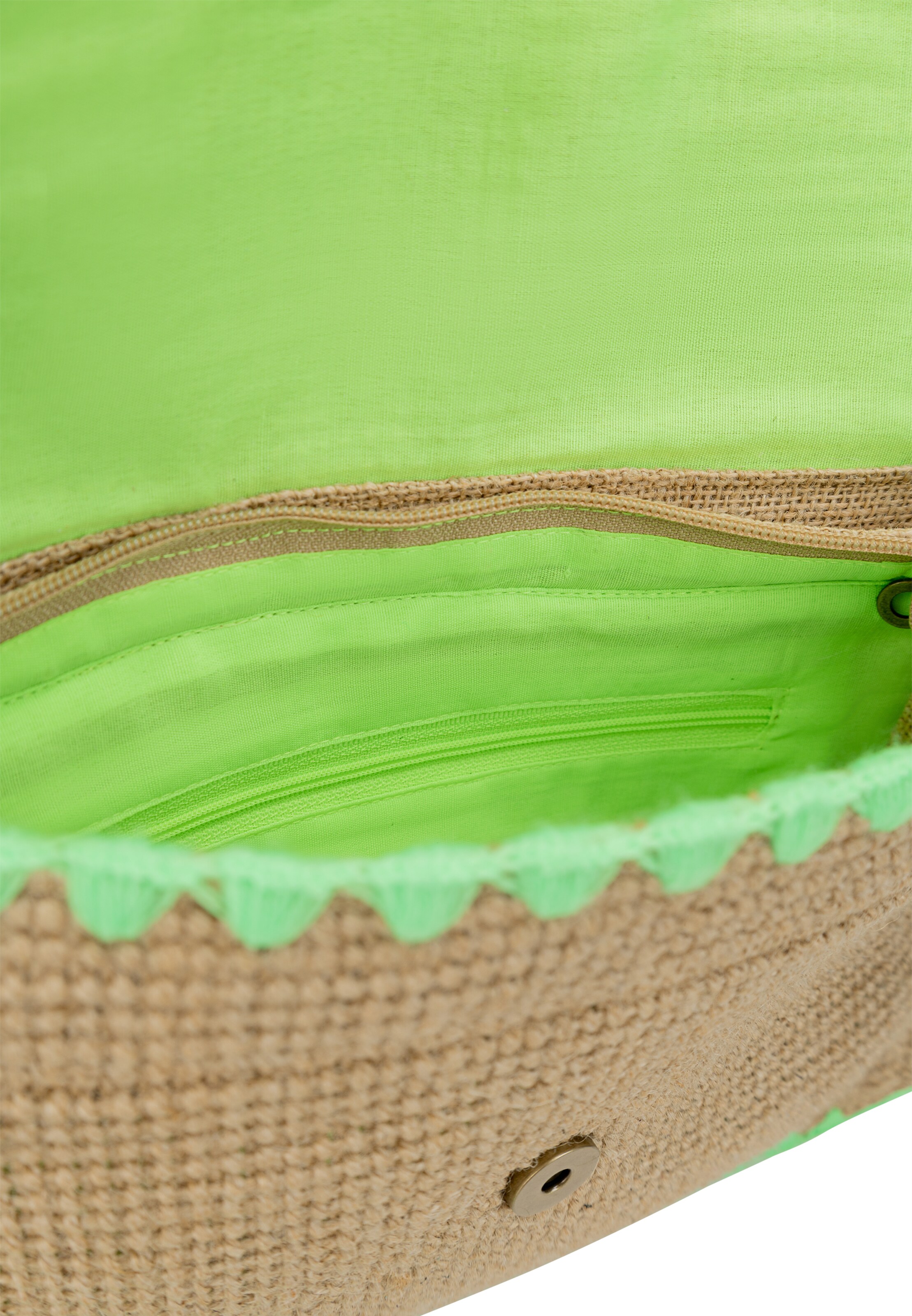 IZIA - Clutches em verde