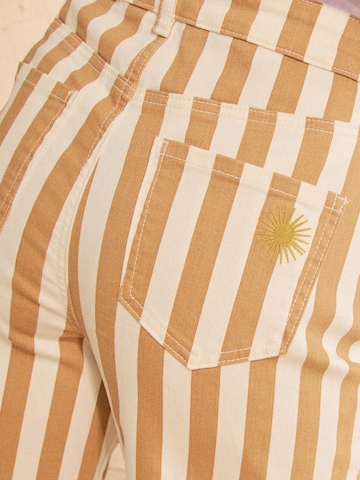 Loosefit Jean love & roses en beige