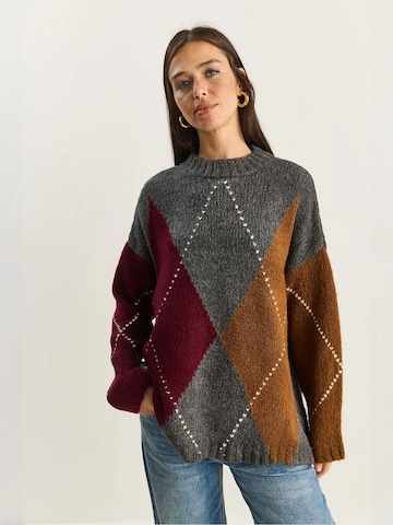 Bianco Lucci - Pullover em cinzento: frente