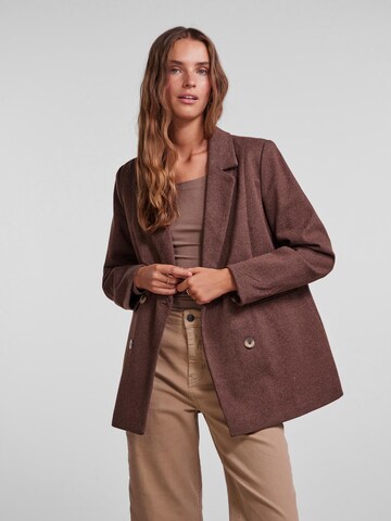 Blazer 'Haven' PIECES en marron : devant