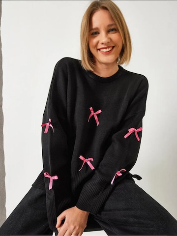 Pullover extra large di Bianco Lucci in nero: frontale