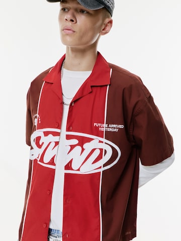 Pull&Bear Rovný strih Košeľa 'STWD' - Červená