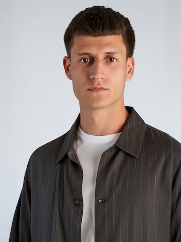 Junk de Luxe Between-season jacket in Grey