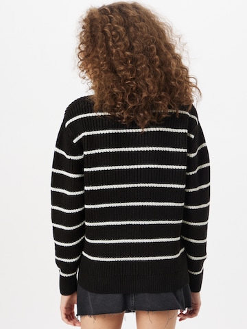 NEW LOOK Pullover in Schwarz