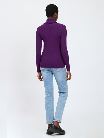 Influencer Pullover in Lila