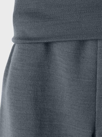 Tapered Pantaloni di NAME IT in grigio