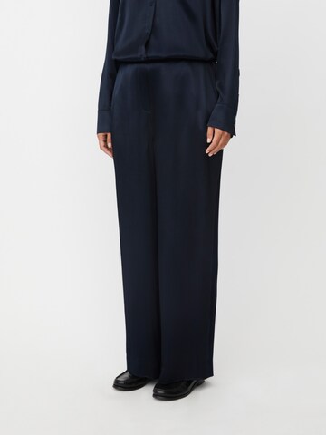 Loosefit Pantalon Masai en bleu : devant