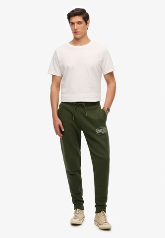 Effilé Pantalon Superdry en vert