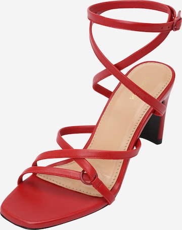 raudona & Other Stories Basutės su dirželiais: priekis