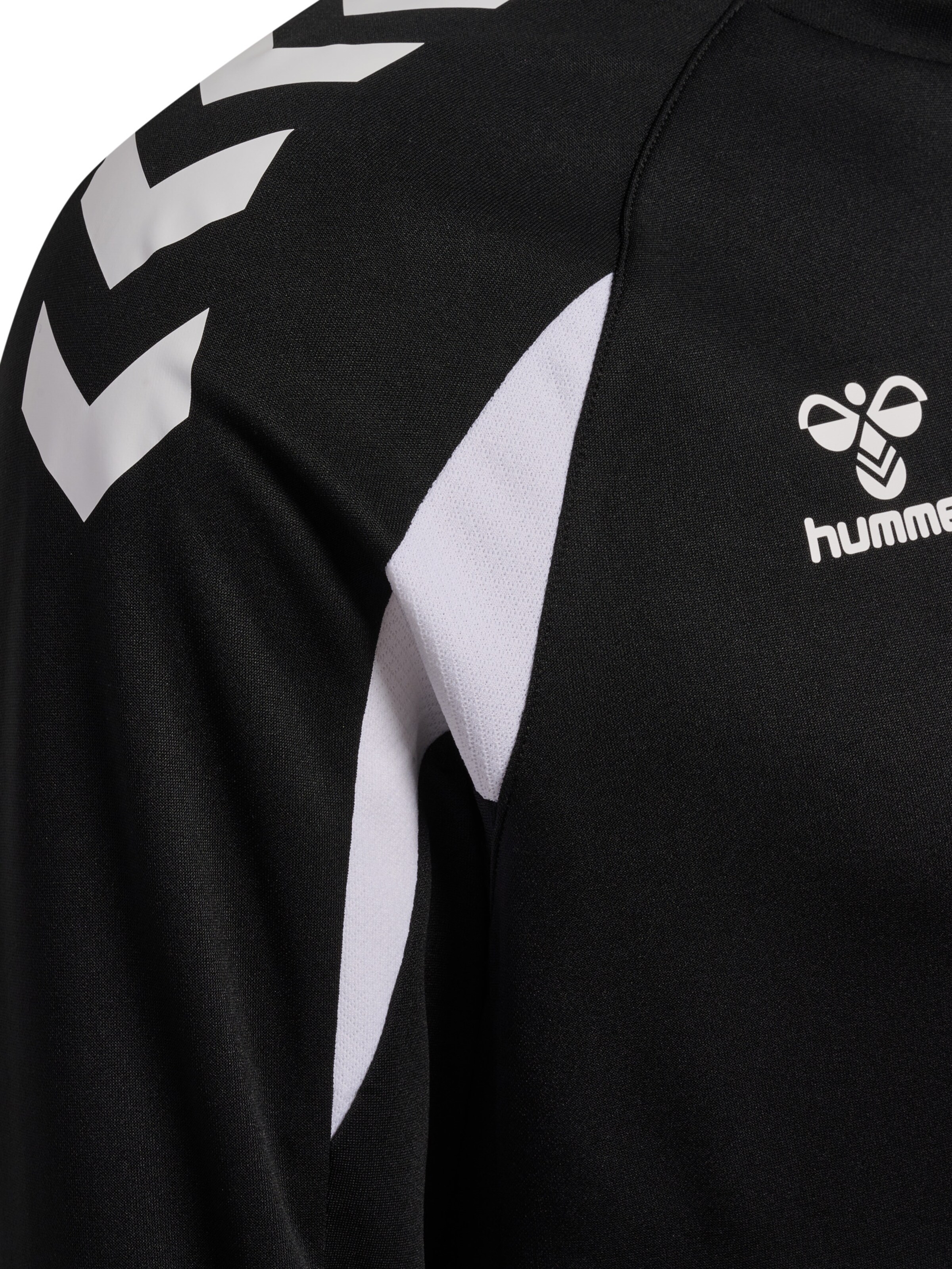 Hummel Performance shirt 'Core 2.0' in Black